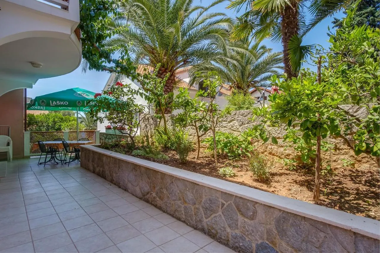 Toic Apartment Mali Losinj Croatia