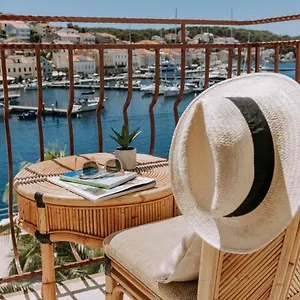 4* Hotel Apoksiomen